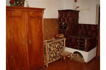 Cehia Chata Víchová nad Jizerou, Exteriorul